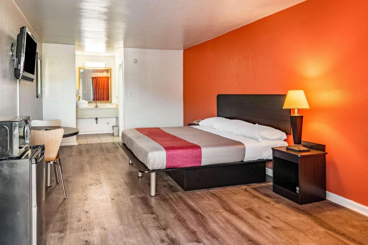 Motel 6-Portsmouth, Va ภายนอก รูปภาพ